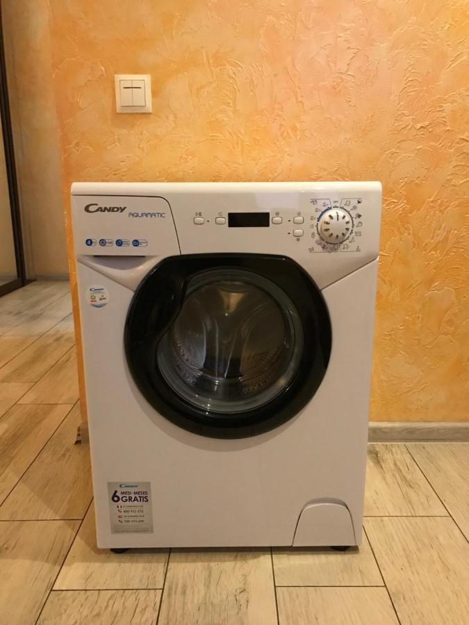 Apartment On Prospekt Mira Csernyihiv Kültér fotó