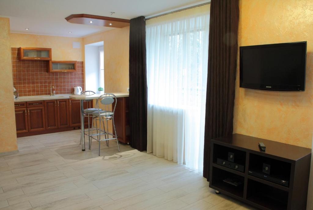 Apartment On Prospekt Mira Csernyihiv Kültér fotó