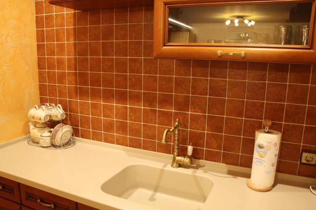 Apartment On Prospekt Mira Csernyihiv Kültér fotó