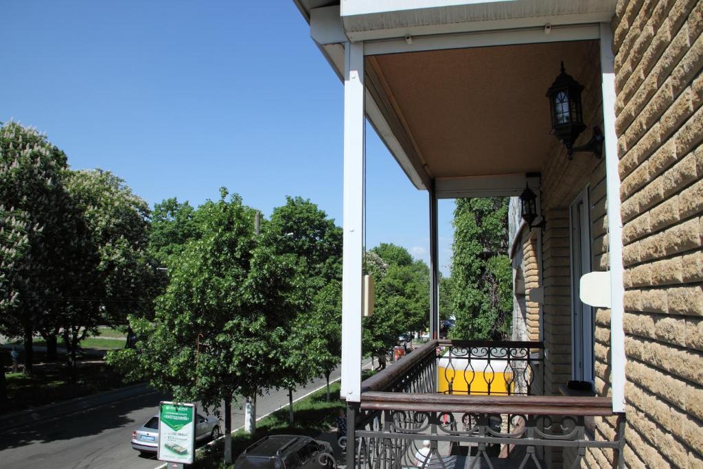 Apartment On Prospekt Mira Csernyihiv Kültér fotó
